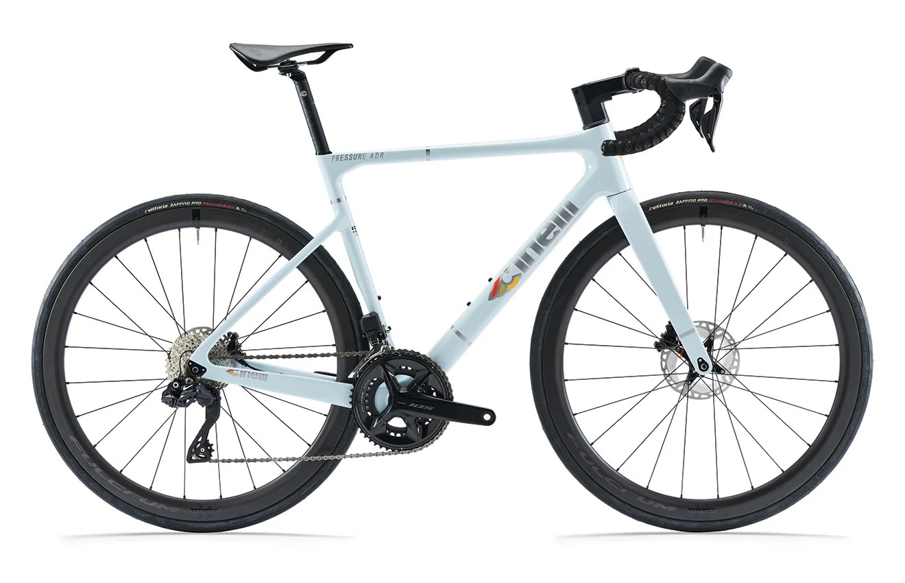 Comfortable riding ceiling丨Cinelli Pressure ADR's new retro sun-drying laser blue paint is really amazing!